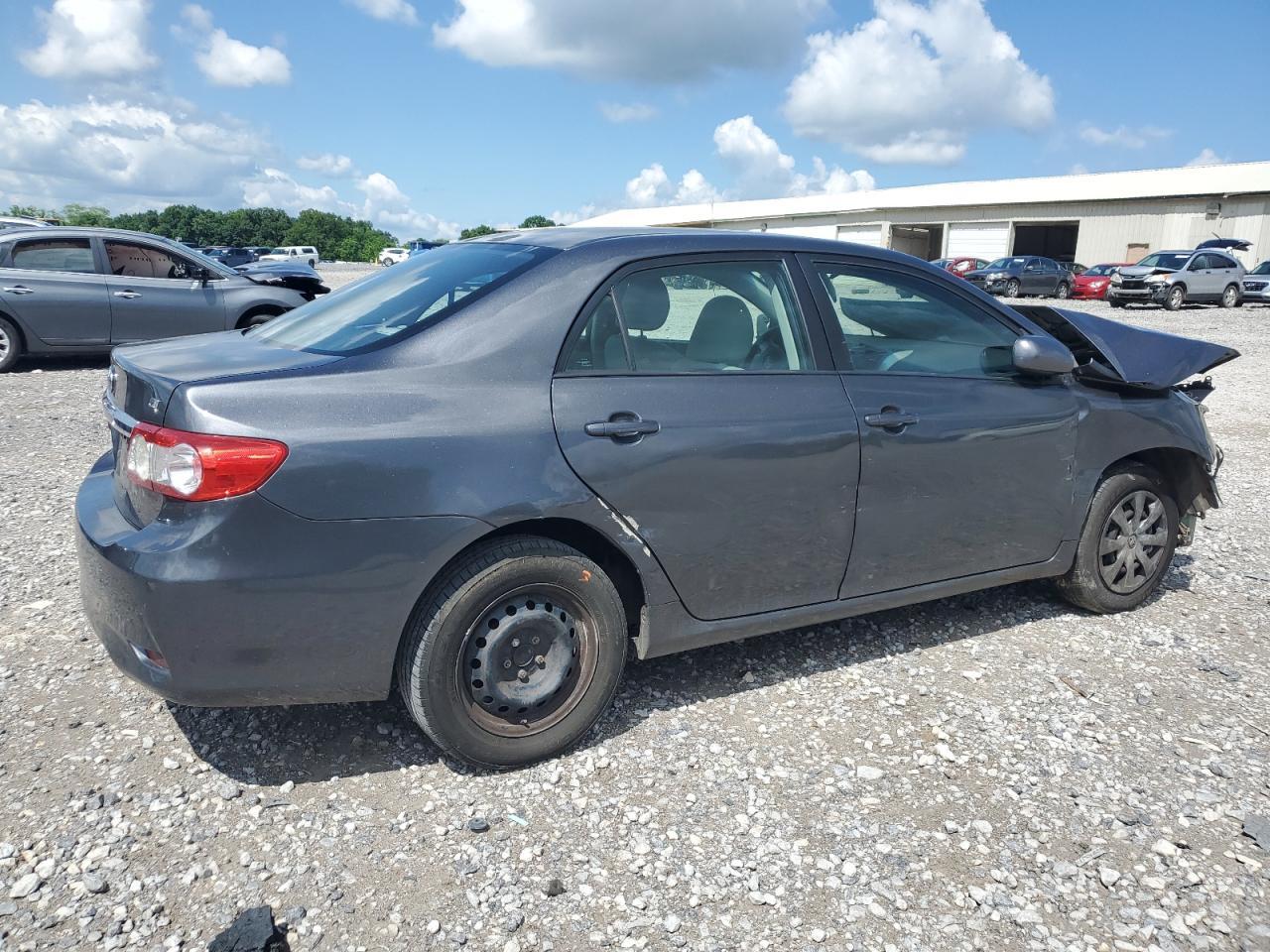 2011 Toyota Corolla Base - Фото 3