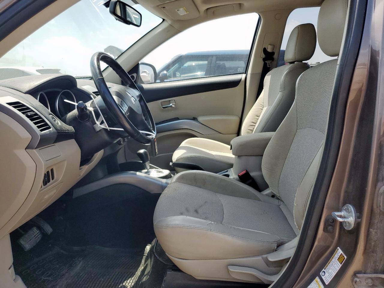 2012 Mitsubishi Outlander Se - Фото 7