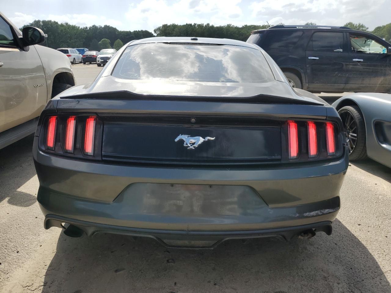 2016 Ford Mustang - Фото 6
