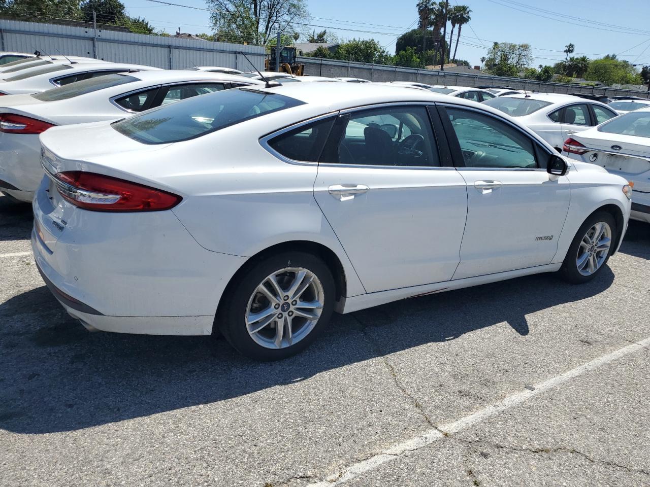 2018 Ford Fusion Se Hybrid - Image 3