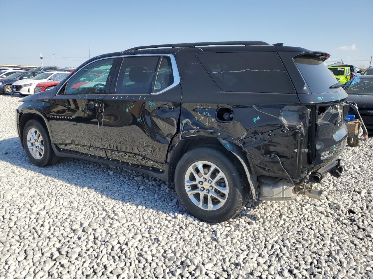 2019 Chevrolet Traverse Lt - Image 2