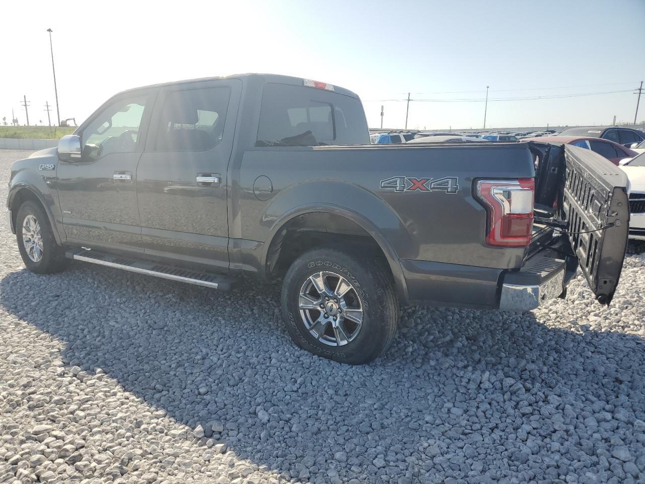 2015 Ford F150 Supercrew - Фото 2