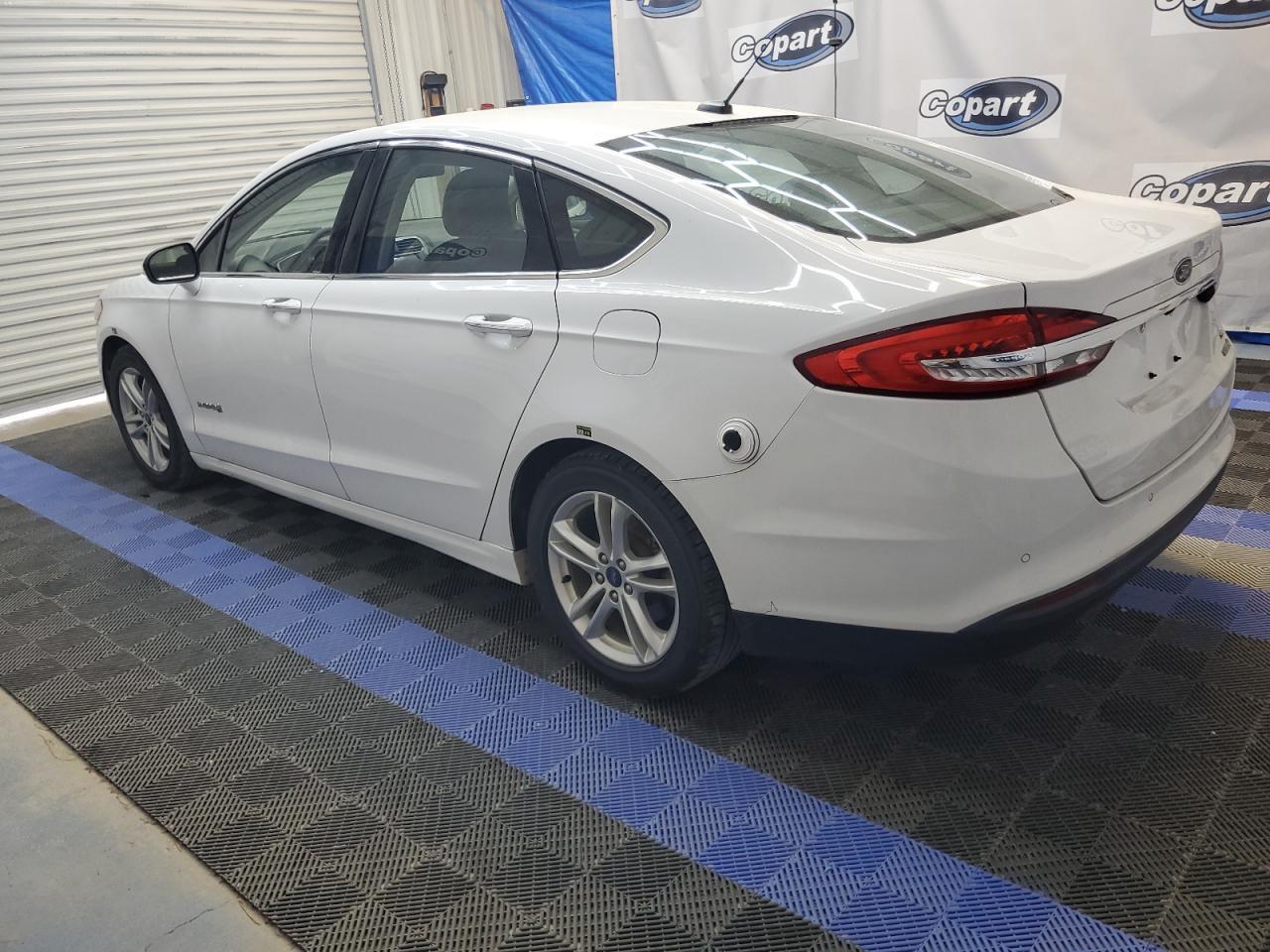 2018 Ford Fusion Se Hybrid - Фото 2