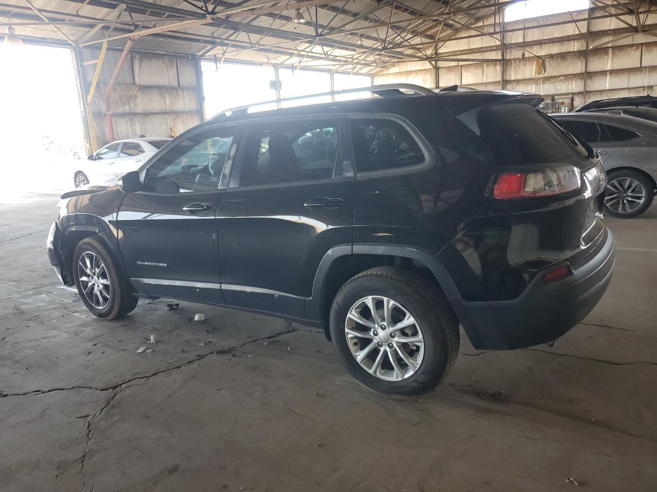 2020 Jeep Cherokee Latitude - Фото 2
