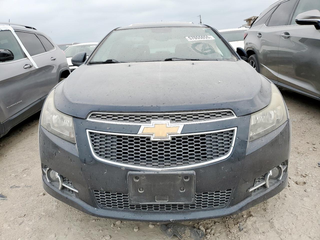 2014 Chev Cruze Lt - Image 5