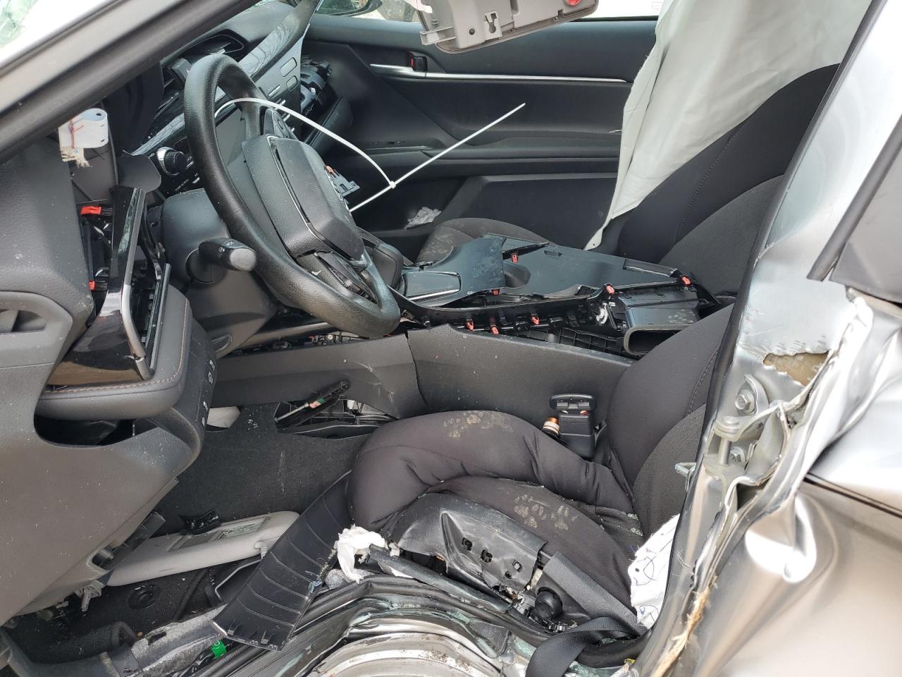 2019 Toyota Camry L - Фото 7