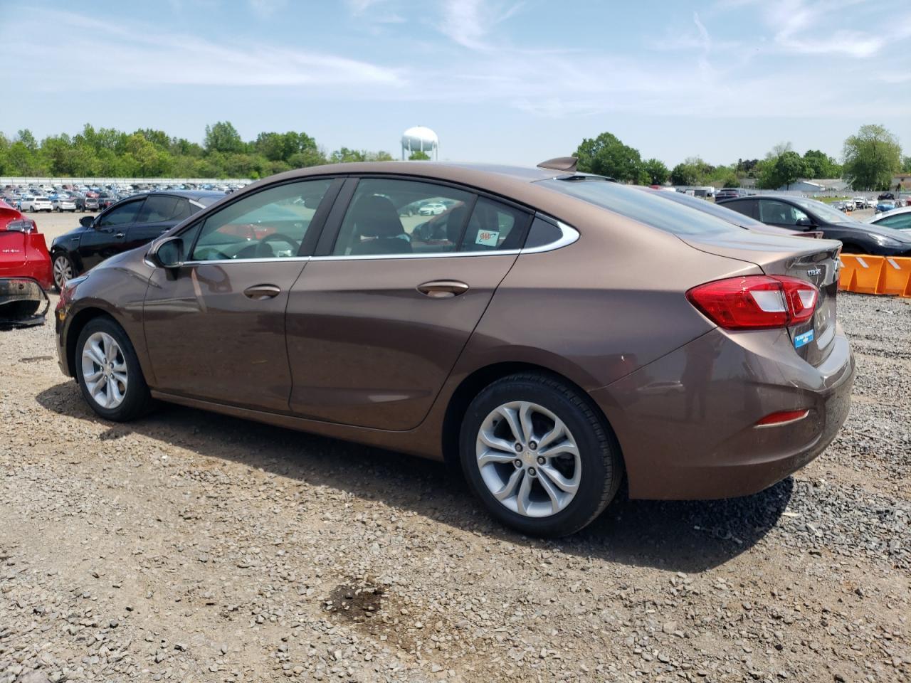 2019 Chevrolet Cruze Lt - Фото 2