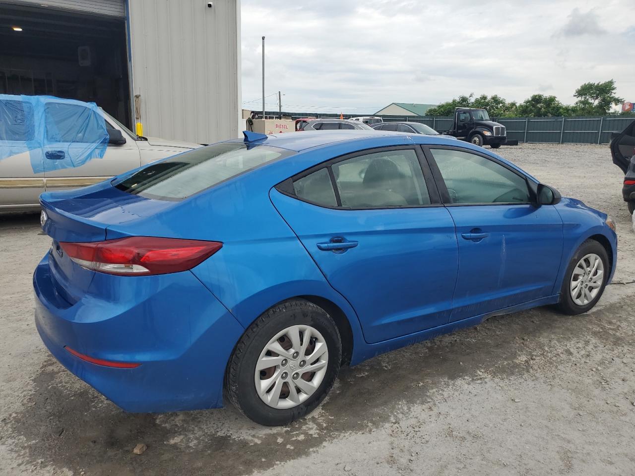 2017 Hyundai Elantra Se - Image 3