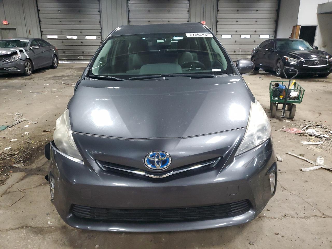 2012 Toyota Prius V - Image 5