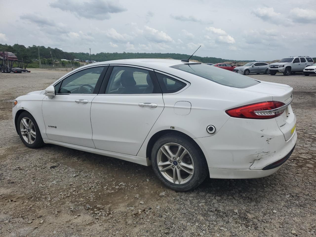 2018 Ford Fusion Se Hybrid - Image 2