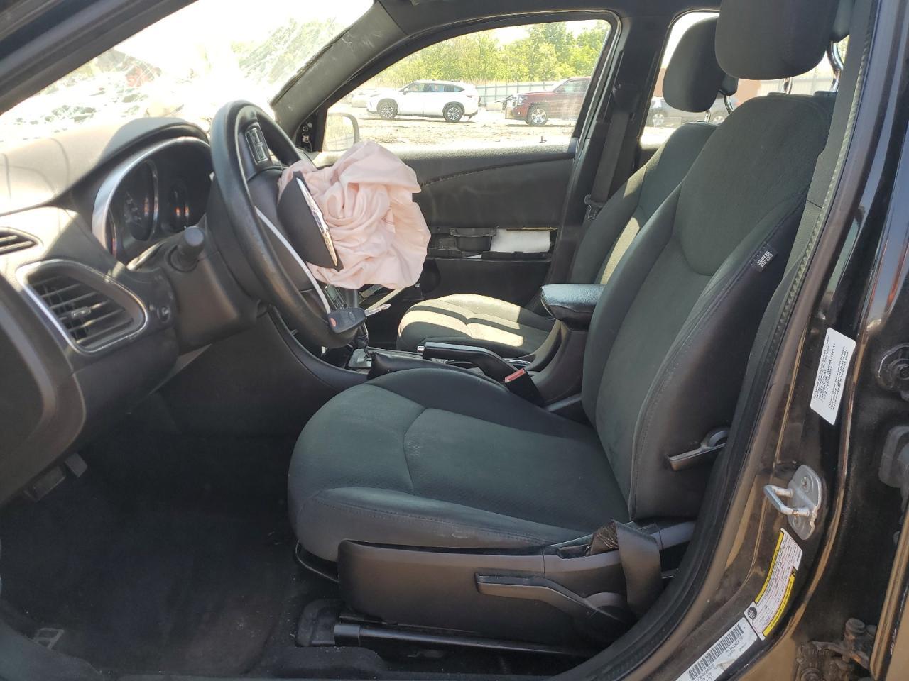 2011 Chrysler 200 Lx - Image 7