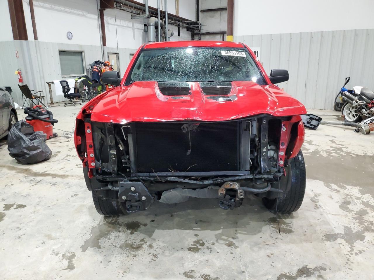 2017 Chevrolet Silverado K1500 Custom - Фото 5