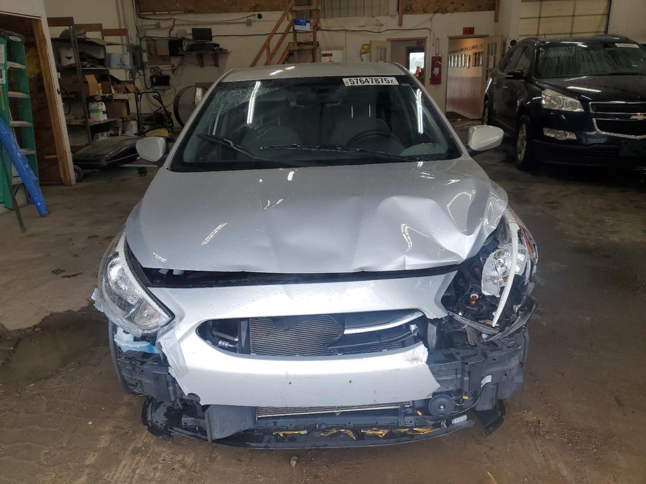 2016 Hyundai Accent Se - Image 5