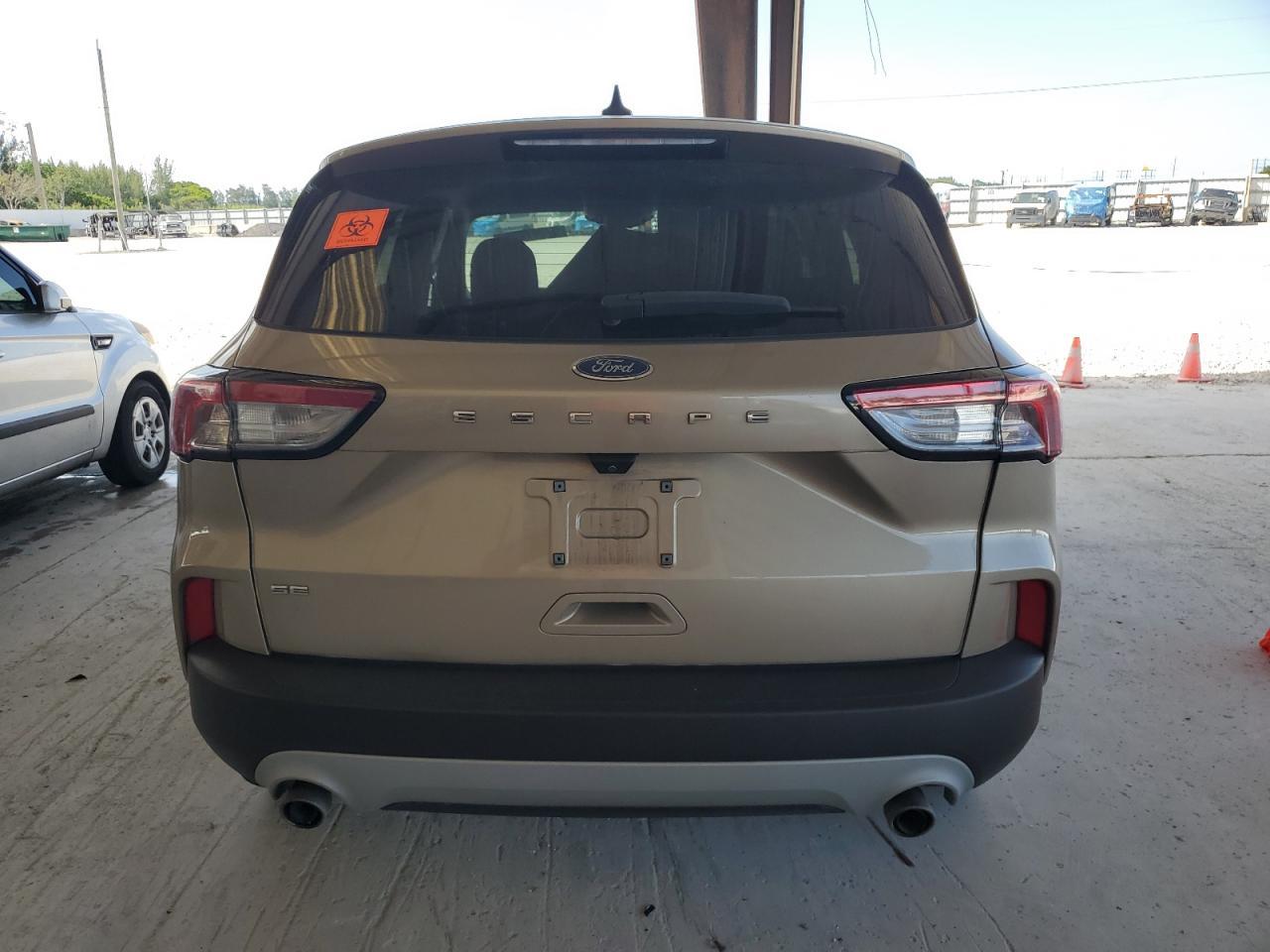 2021 Ford Escape Se - Фото 6