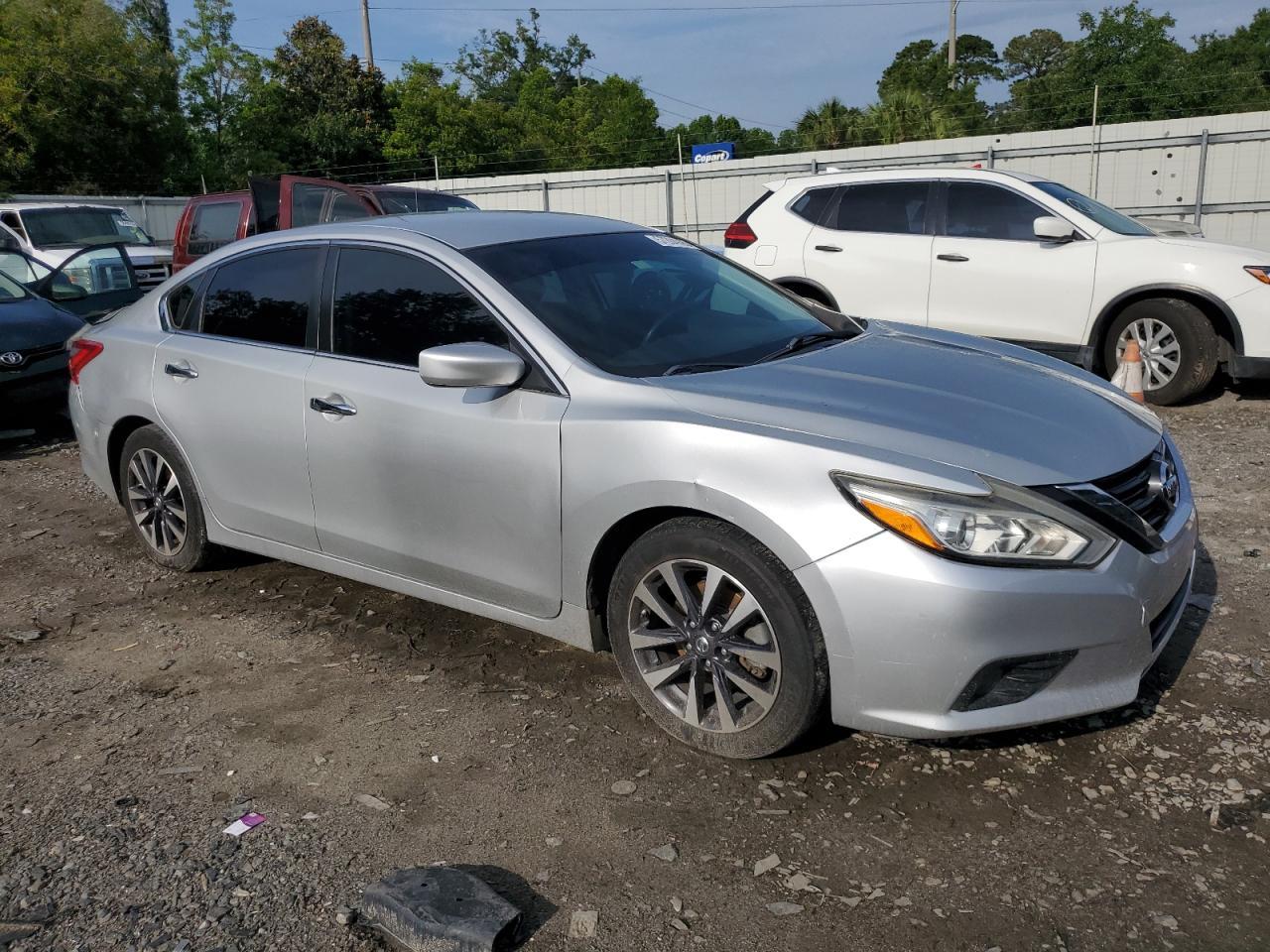 2016 Nissan Altima 2.5 - Фото 4