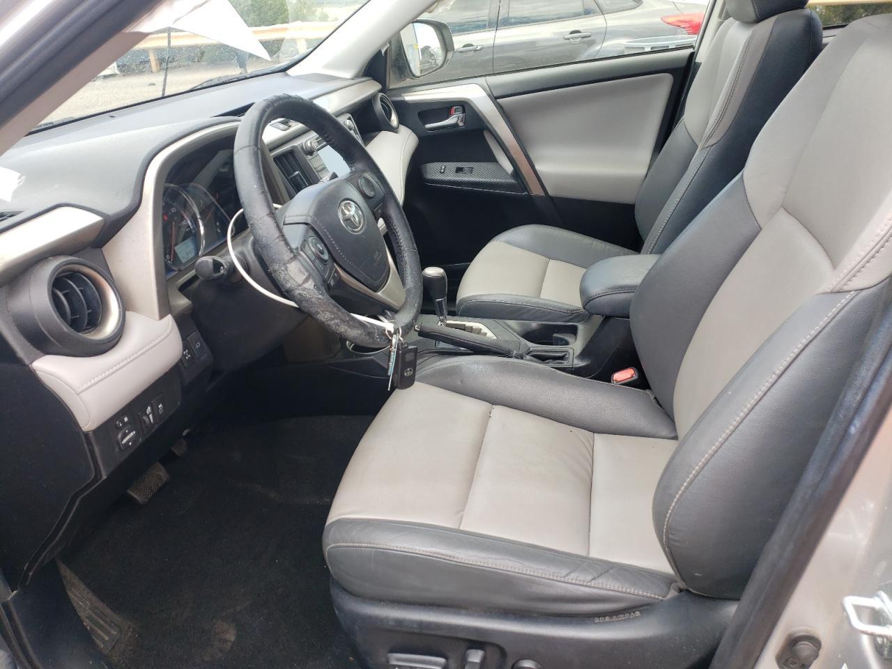 2015 Toyota Rav4 Limited - Image 7