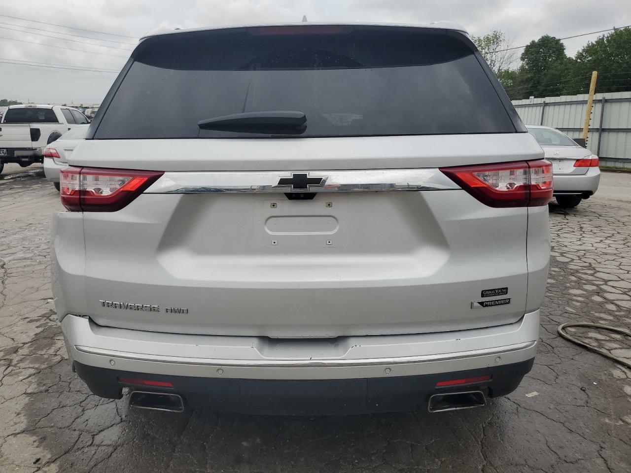 2018 Chevrolet Traverse Premier - Image 6