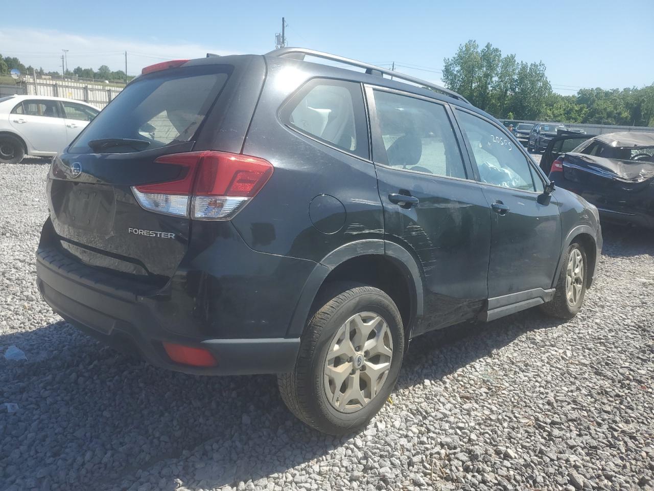 2020 Subaru Forester - Фото 3