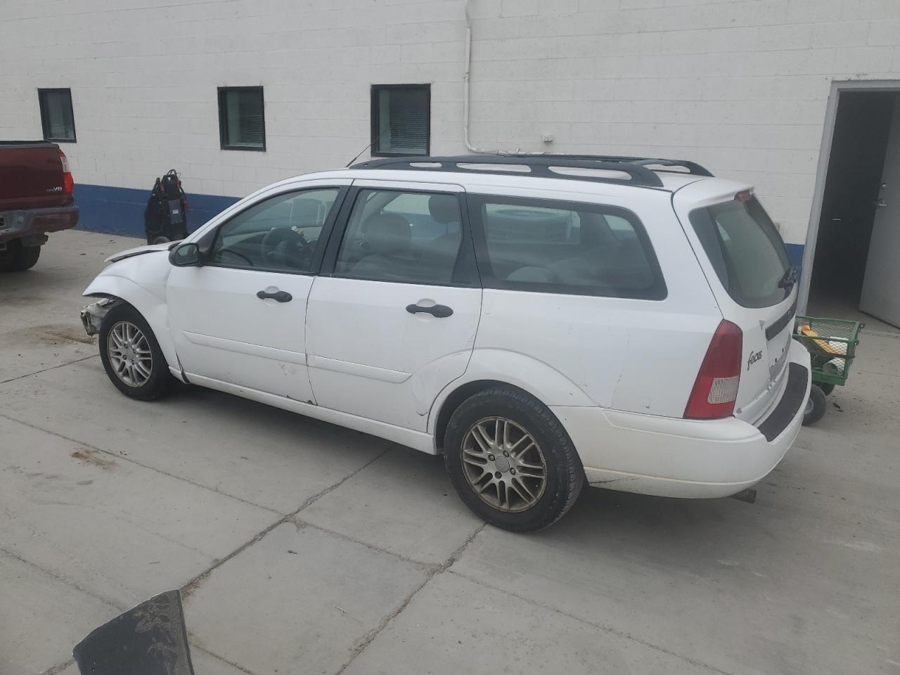2003 Ford Focus Se - Image 2