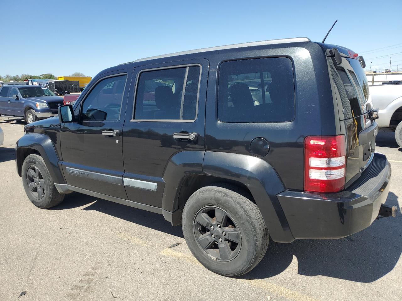 2008 Jeep Liberty Sport - Фото 2