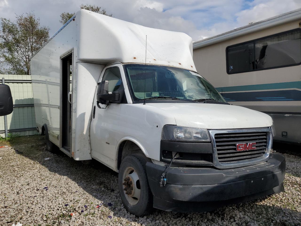 2020 GMC Savana Cutaway G3500 - Фото 4