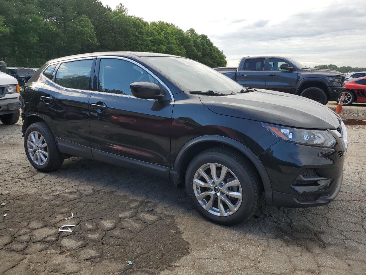 2022 Nissan Rogue Sport S - Фото 4