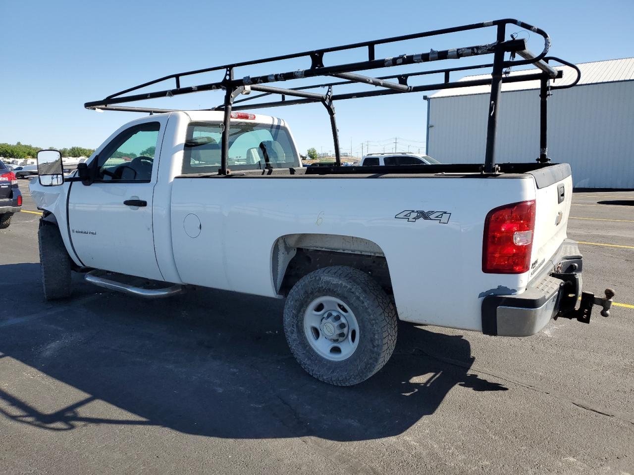 2009 Chevrolet Silverado K2500 Heavy Duty - Image 2