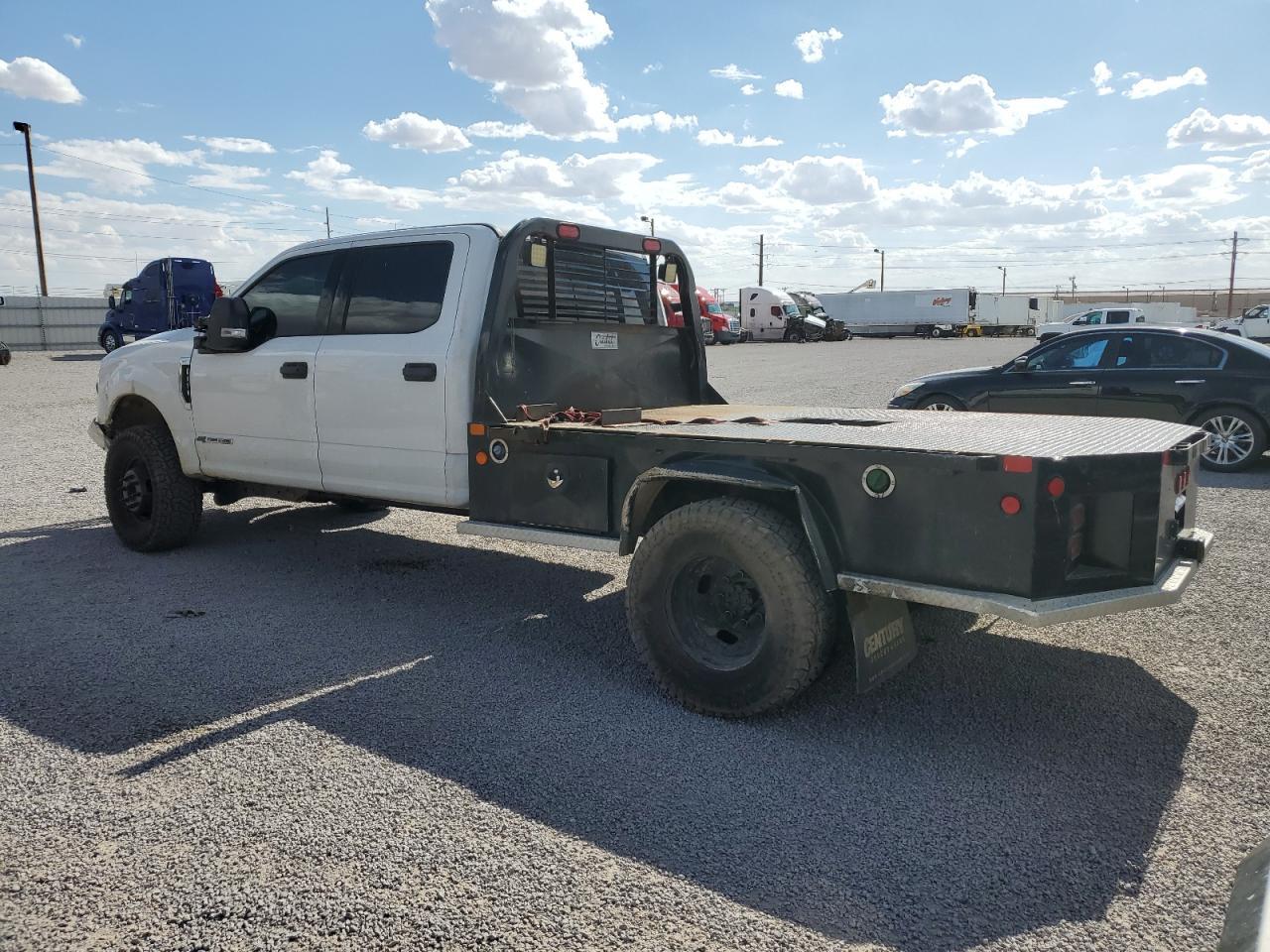 2019 Ford F350 Super Duty - Фото 2