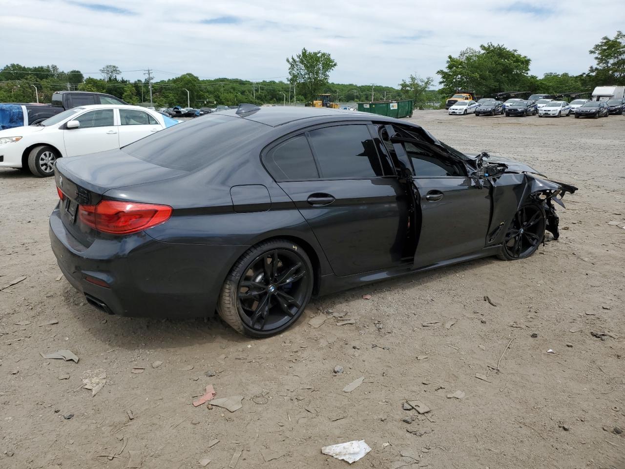 2020 BMW M550Xi - Image 3