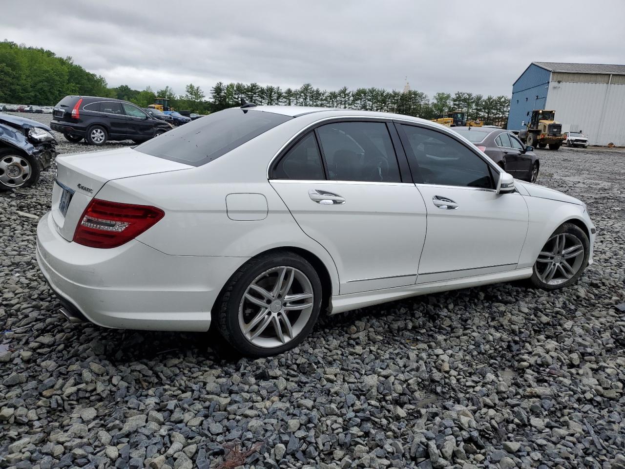 2013 Mercedes-Benz C 300 4Matic - Фото 3