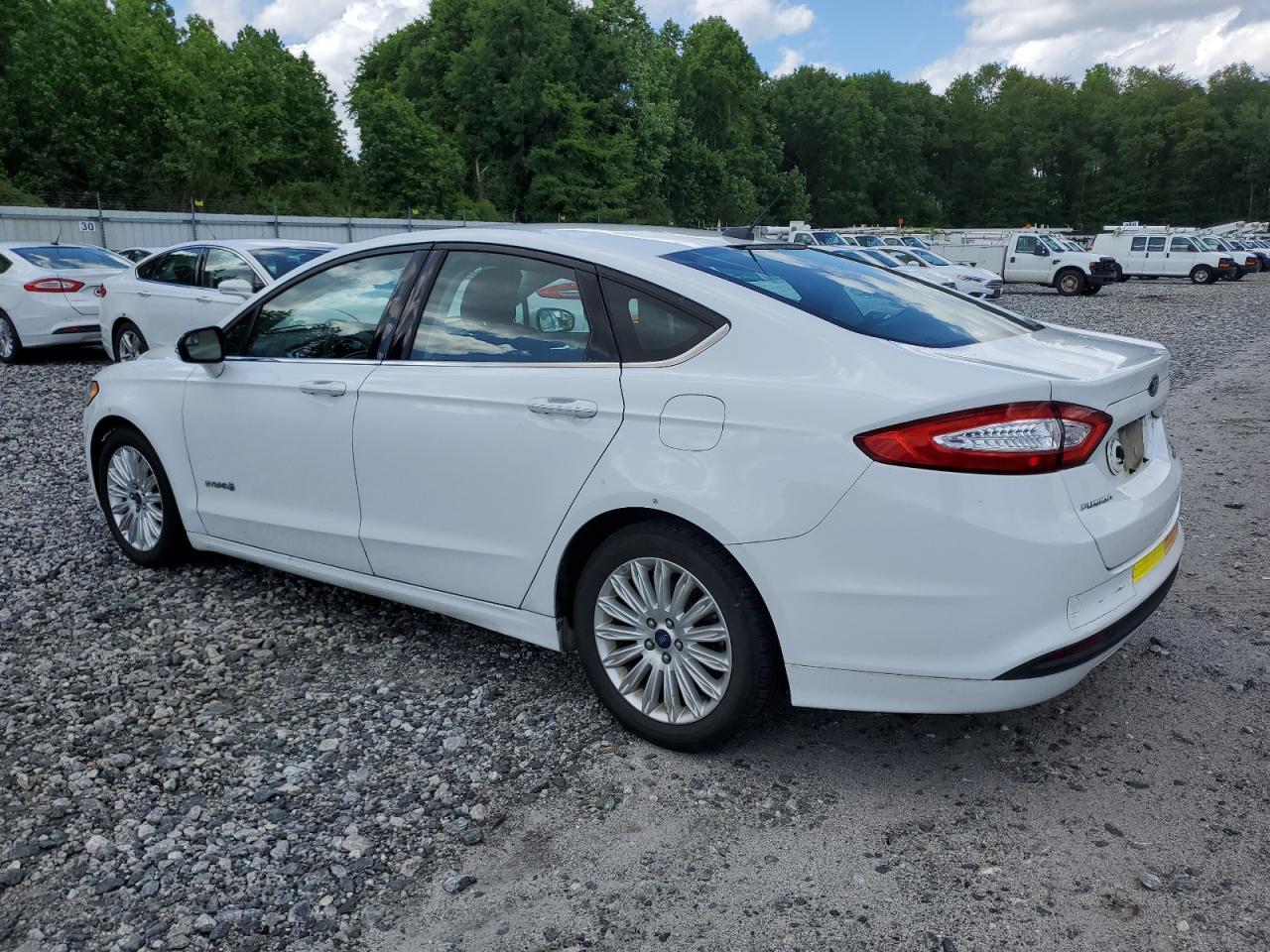 2015 Ford Fusion Se Hybrid - Фото 2