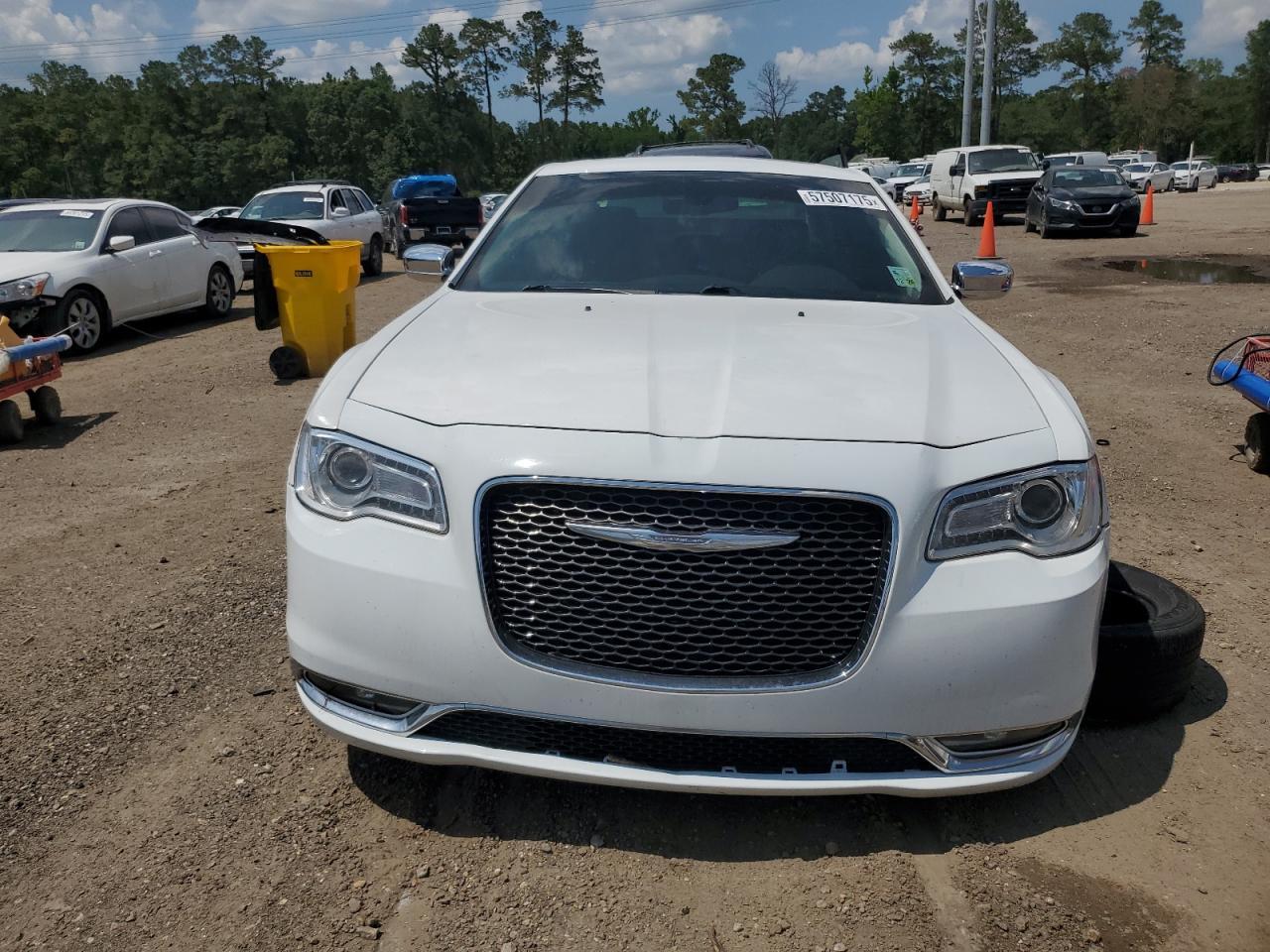 2016 Chrysler 300C - Фото 5