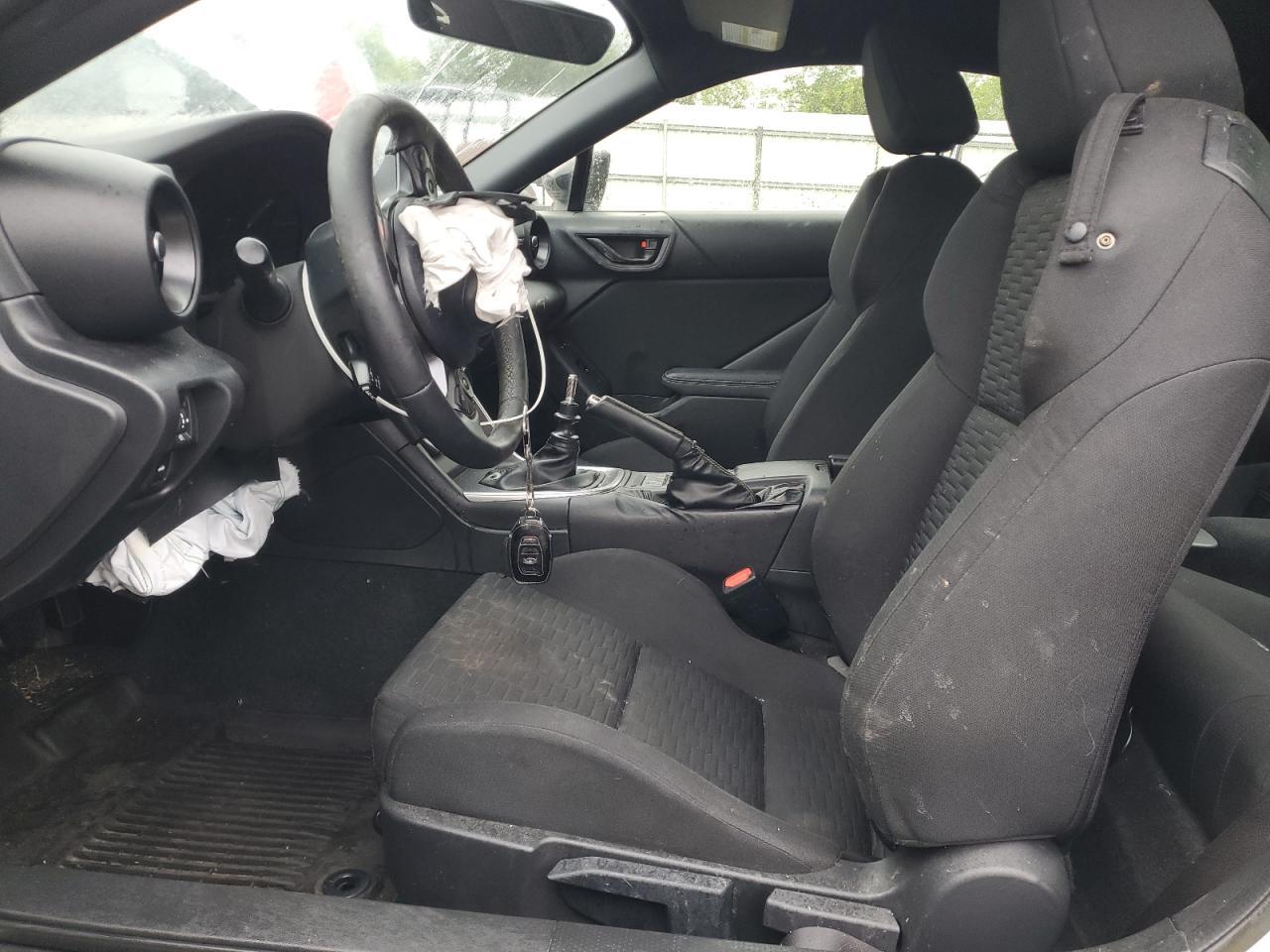 2023 Toyota Gr 86 - Image 7