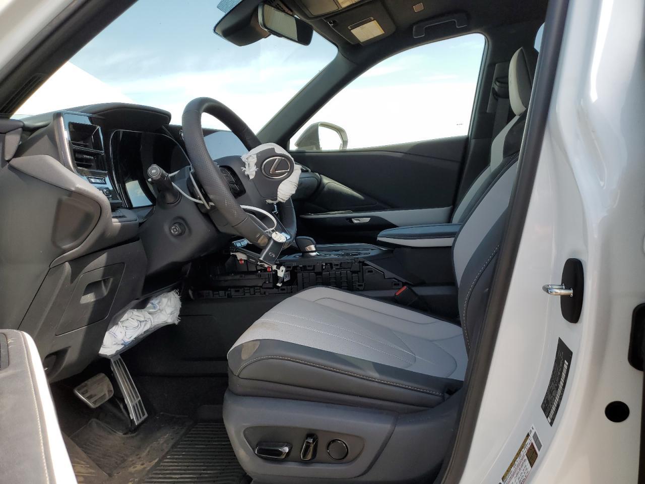 2024 Lexus Tx 500H F Sport Premium - Фото 7