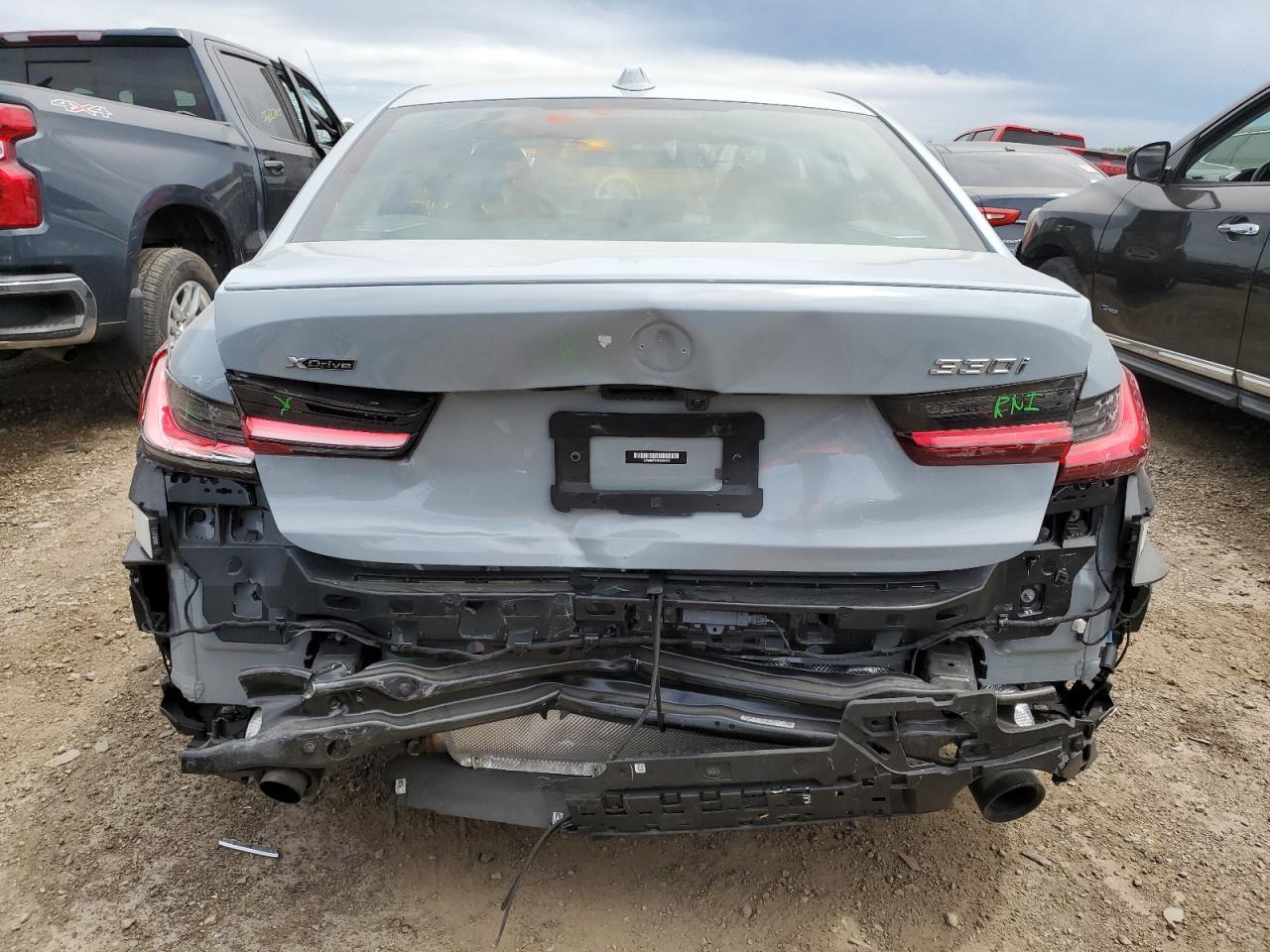 2023 BMW 330Xi - Фото 6