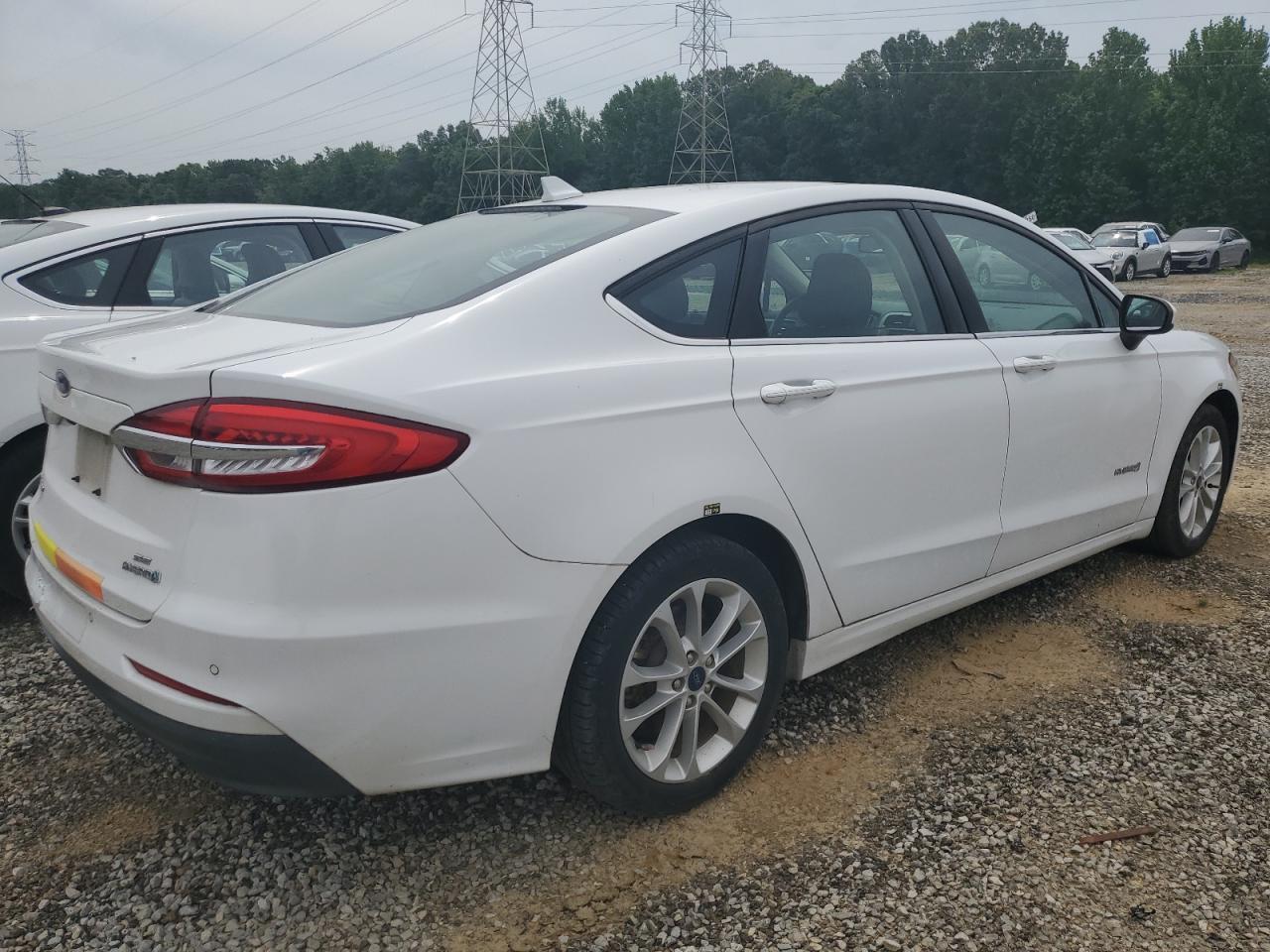 2019 Ford Fusion Se - Фото 3