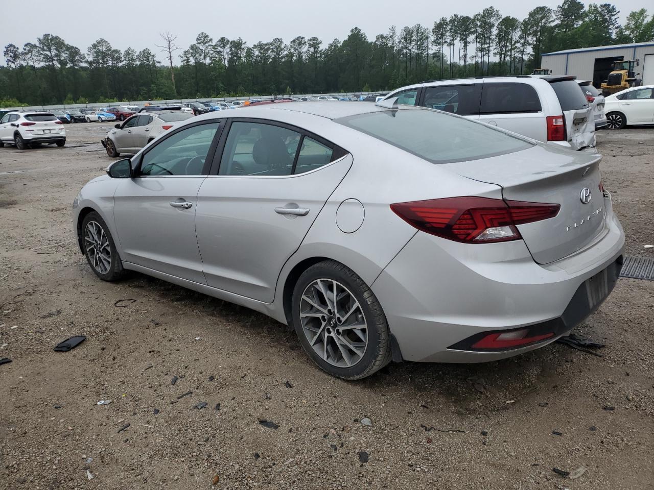 2020 Hyundai Elantra Sel - Фото 2