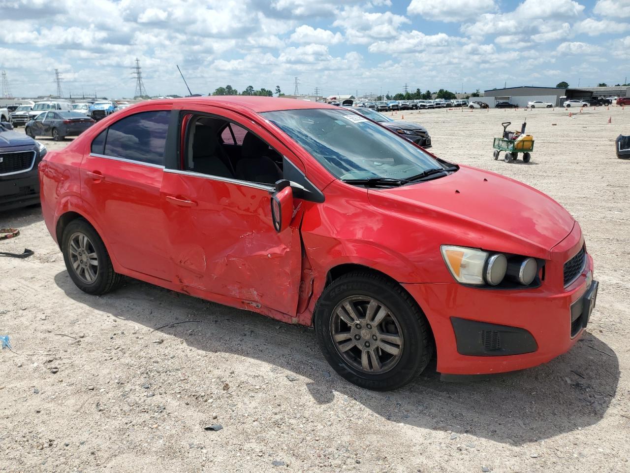 2015 Chevrolet Sonic Lt - Image 4