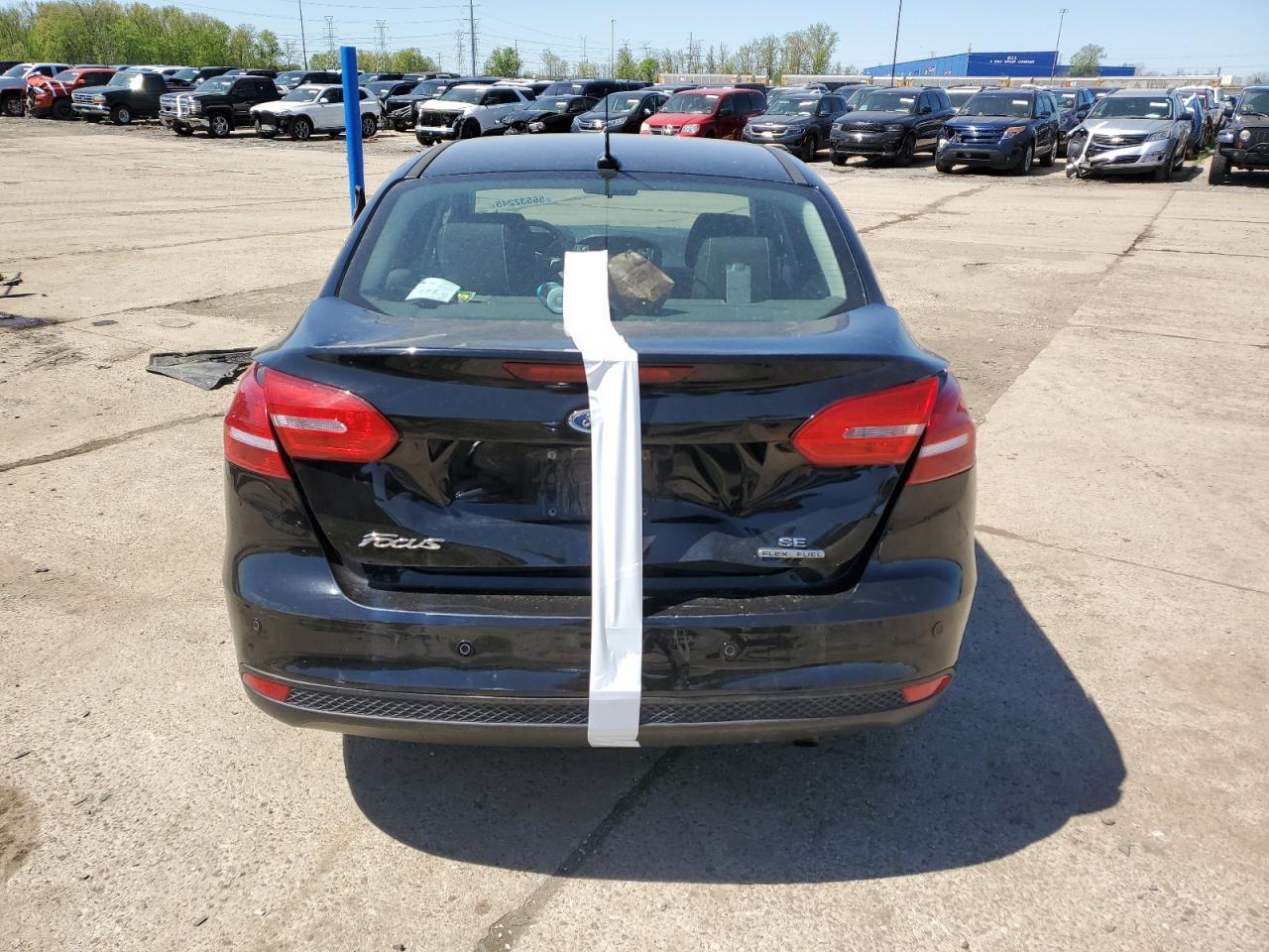 2016 Ford Focus Se - Фото 6