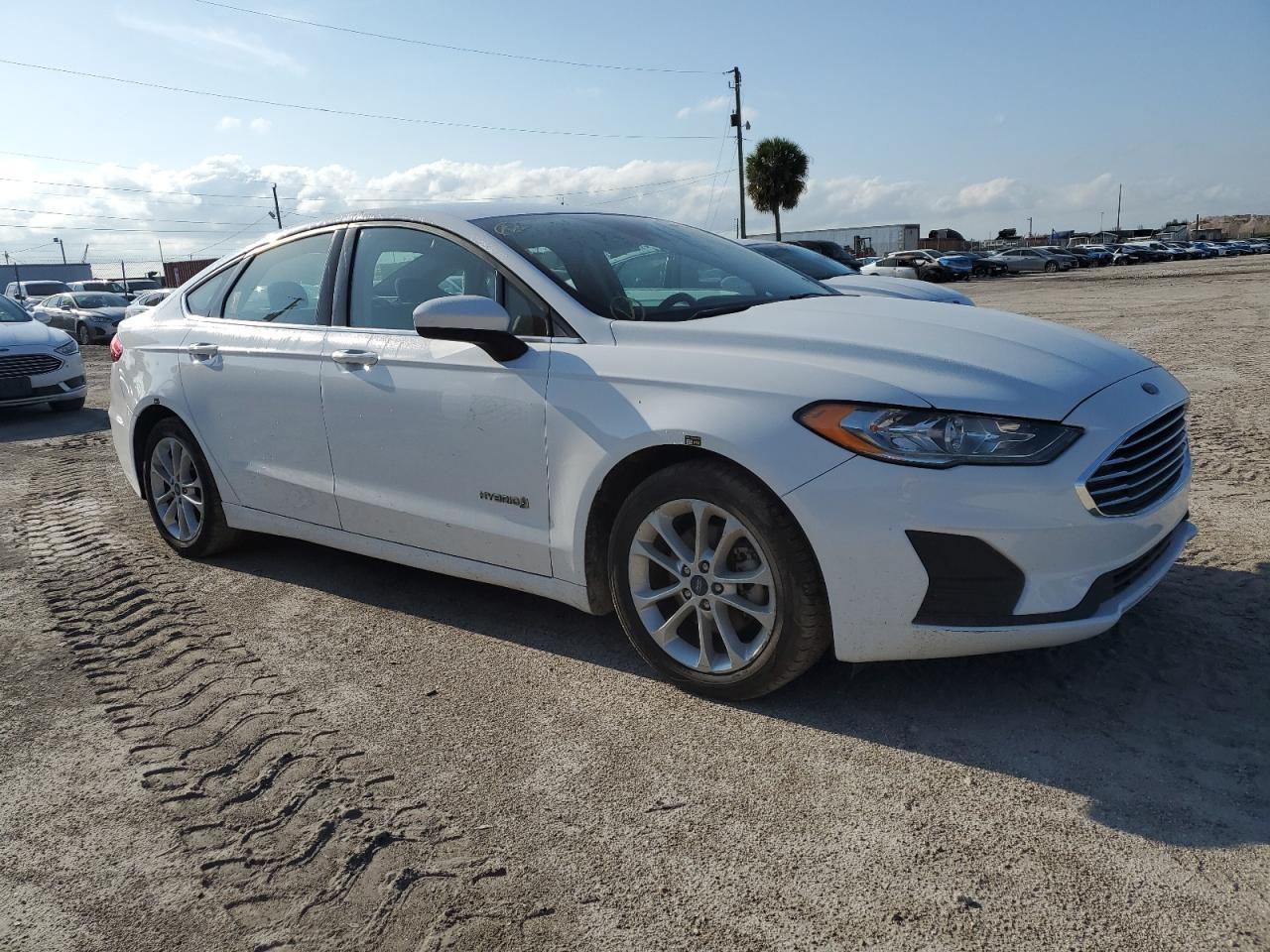 2019 Ford Fusion Se - Фото 4