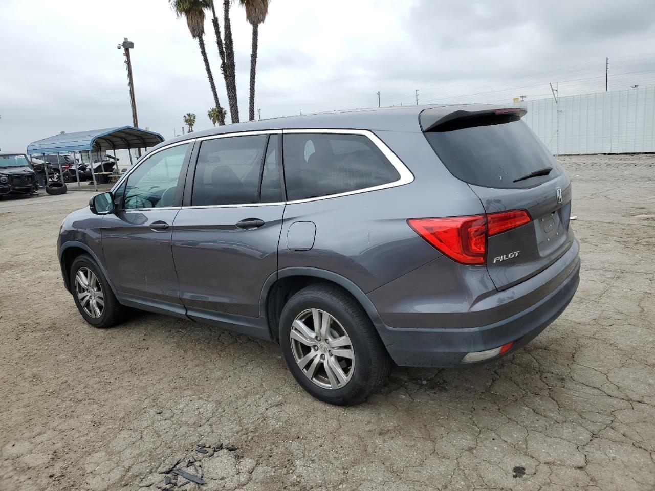 2016 Honda Pilot Lx - Image 2