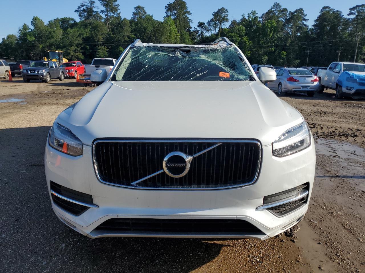 2019 Volvo Xc90 T5 Momentum - Image 5