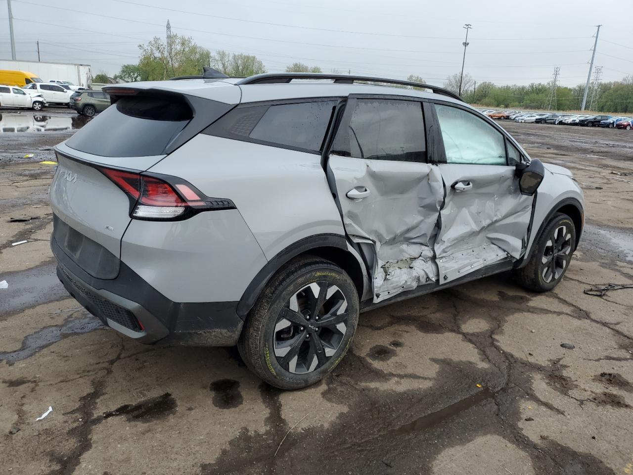 2023 Kia Sportage X Line - Image 3