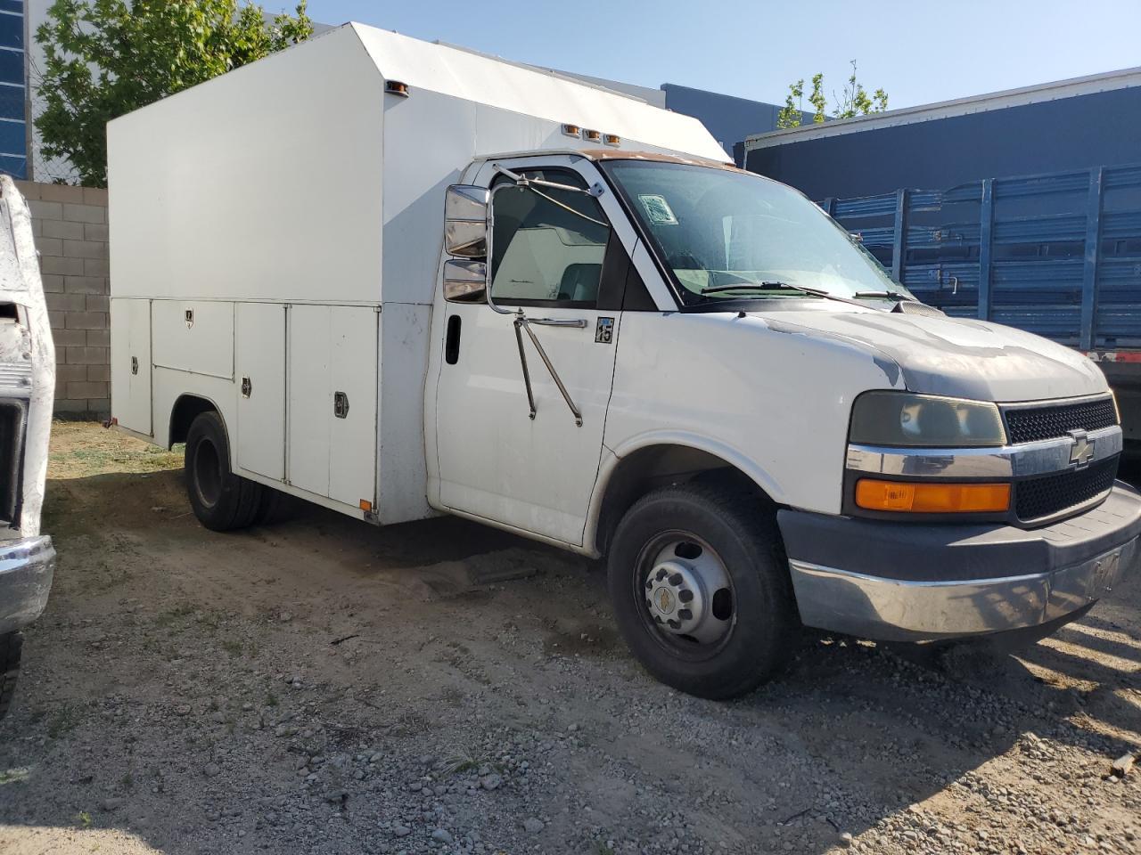 2004 Chevrolet Express G3500 - Фото 4