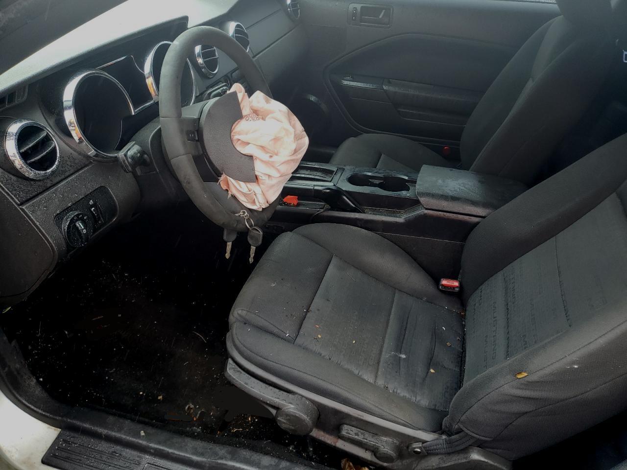 2005 Ford Mustang - Фото 7