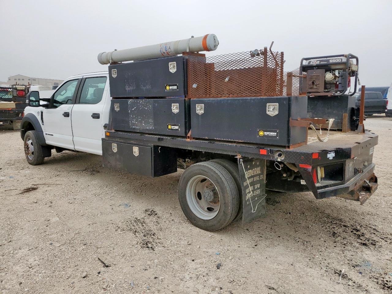 2017 Ford F450 Super Duty - Image 2