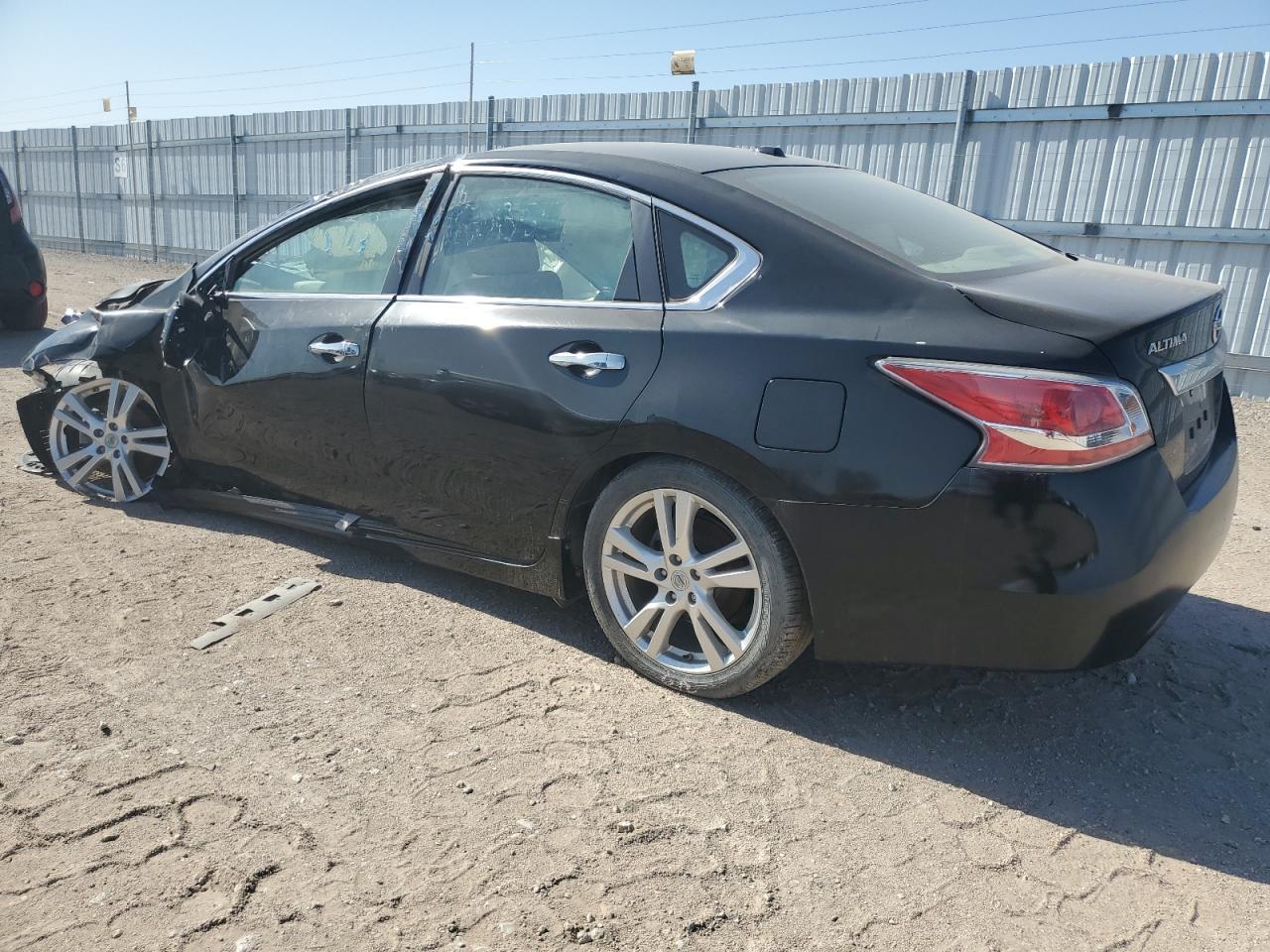2015 Nissan Altima 3.5 Sl - Image 2