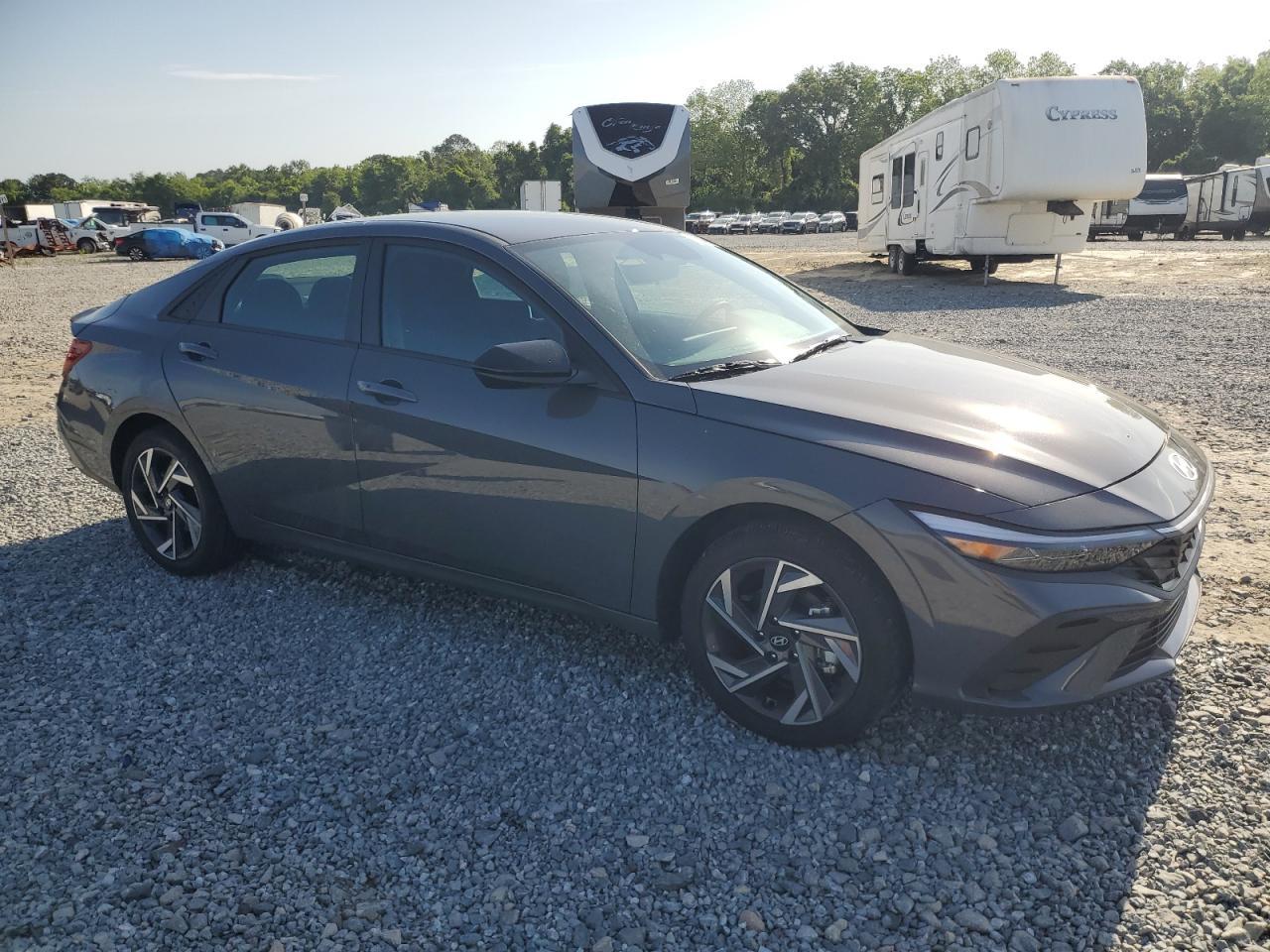 2025 Hyundai Elantra Sel Sport - Фото 4