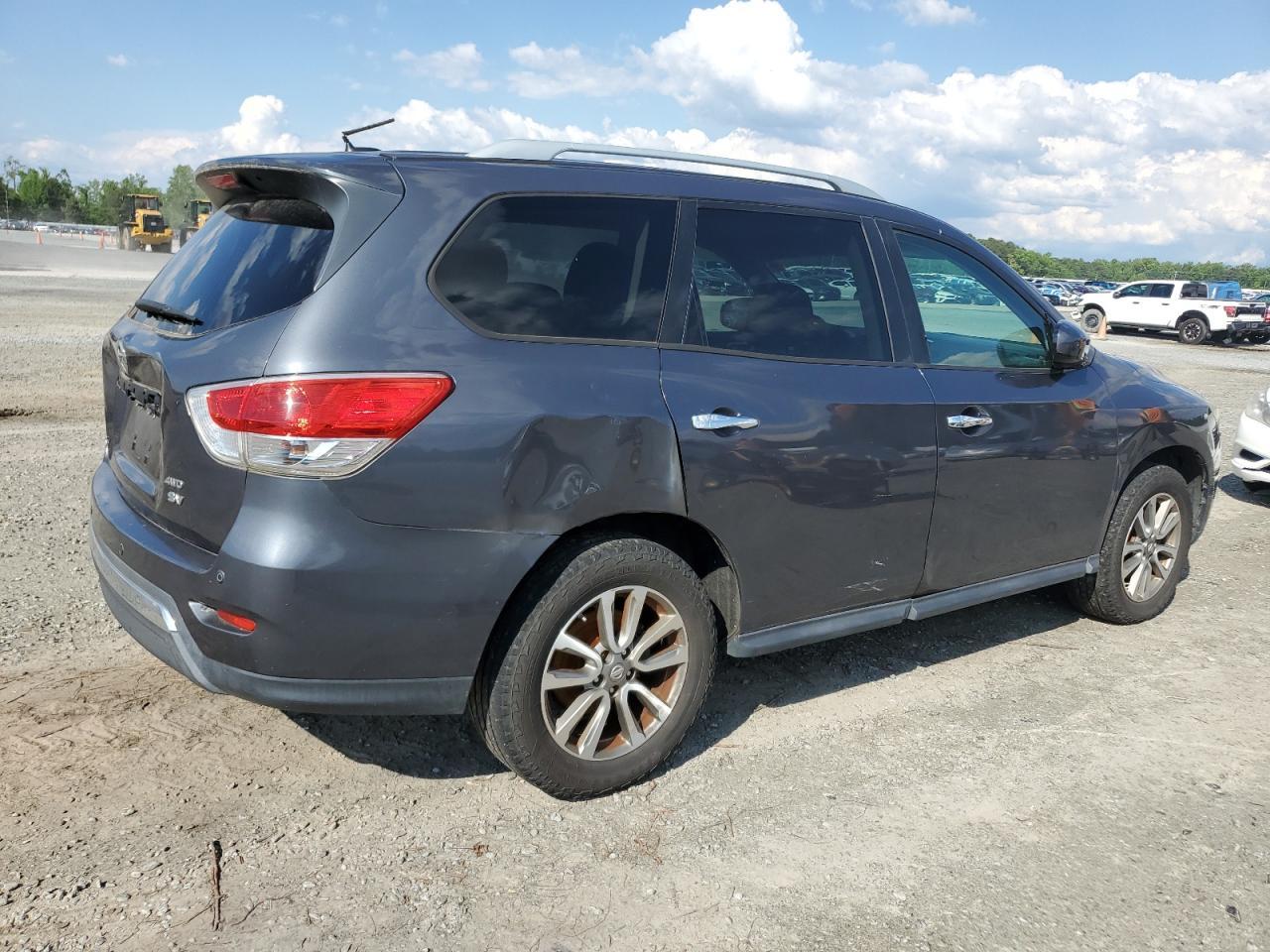 2013 Nissan Pathfinder S - Фото 3