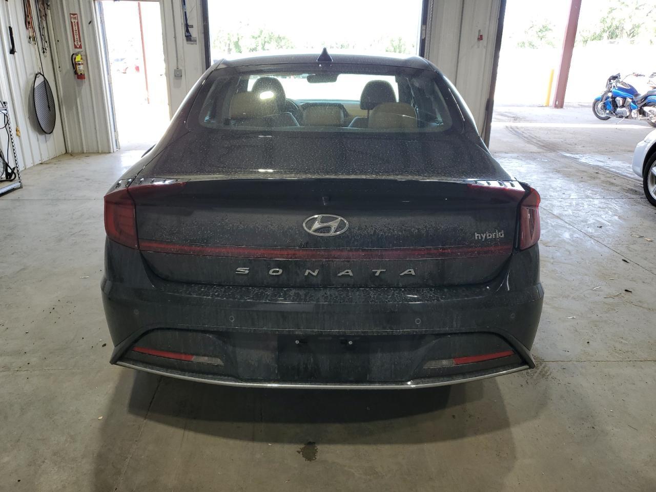 2020 Hyundai Sonata Hybrid - Image 6